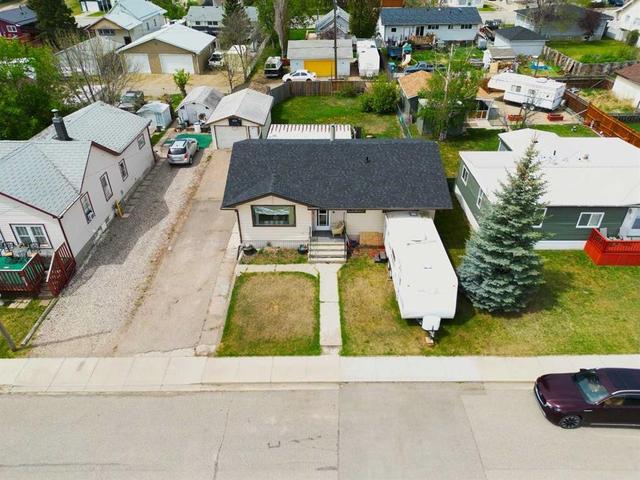 314 Bruce Avenue Carbon, AB T0M 0L0