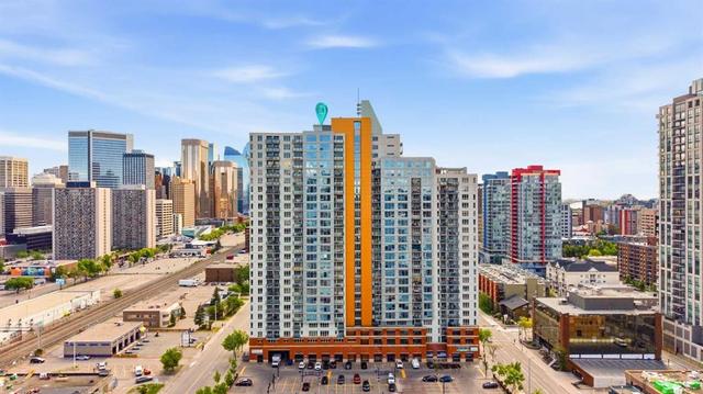 1907-1053 10 Street SW Calgary, AB T2R 1S6