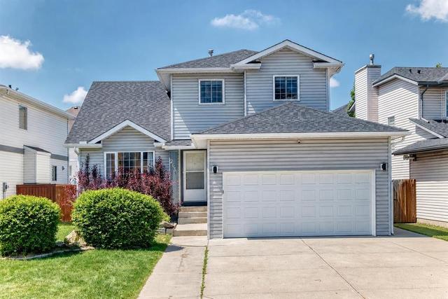 263 Coral Keys Drive NE Calgary, AB T3J 3K4