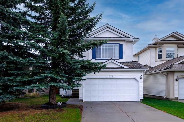 279 Valley Brook Circle NW Calgary, AB T3B 5S4