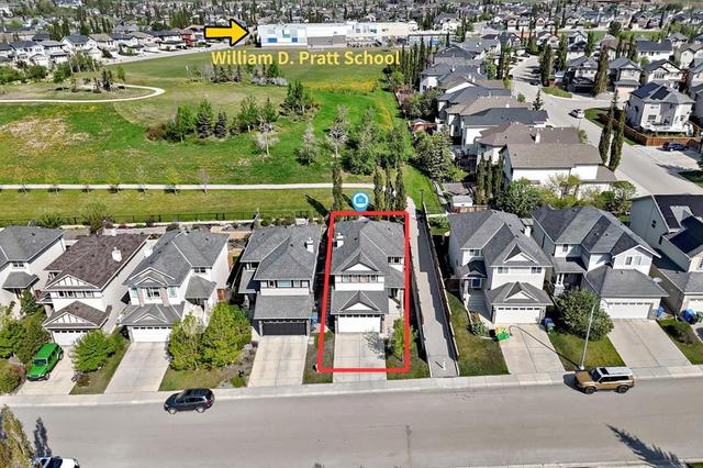 73 Royal Birch Way NW Calgary, AB T3G 5X8