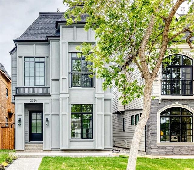 2034 52 Avenue SW Calgary, AB T3E 1K1
