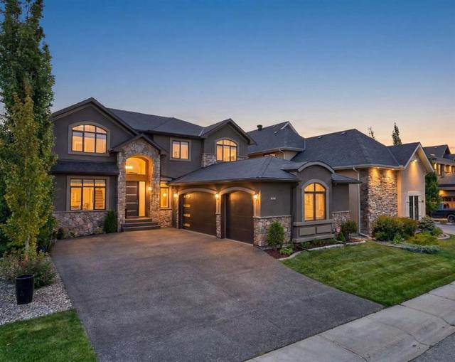 32 Aspen Meadows Manor SW Calgary, AB T3H 5Z6