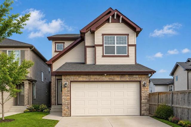 102 Kincora Glen Mews NW Calgary, AB T3R 0B6