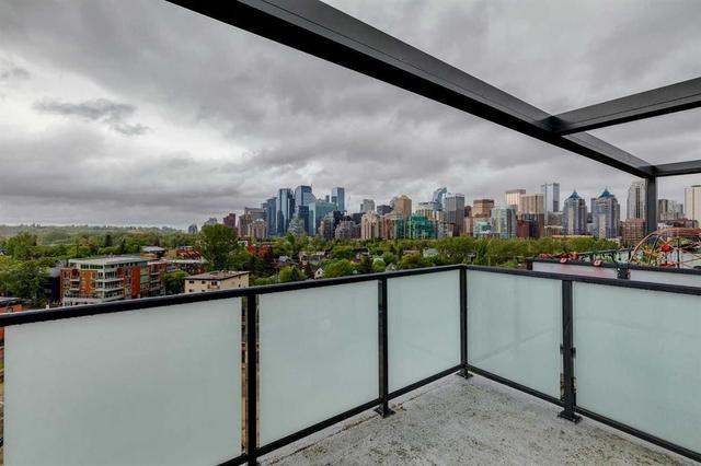 903-327 9A Street NW Calgary, AB T2N 1T7