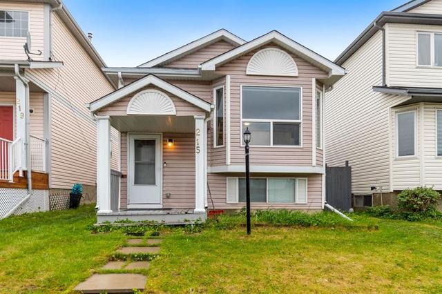 215 Carmel Close NE Calgary, AB T1Y 6Z4