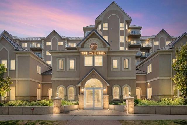 512-1507 Centre A Street NE Calgary, AB T2E 2Z8