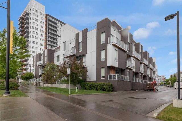 113-3125 39 Street NW Calgary, AB T3B 6H5