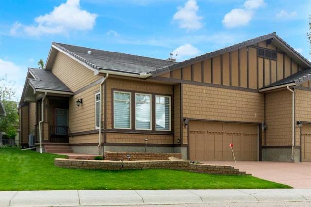 8 Bridle Estates Manor SW Calgary, AB T2Y 4H4