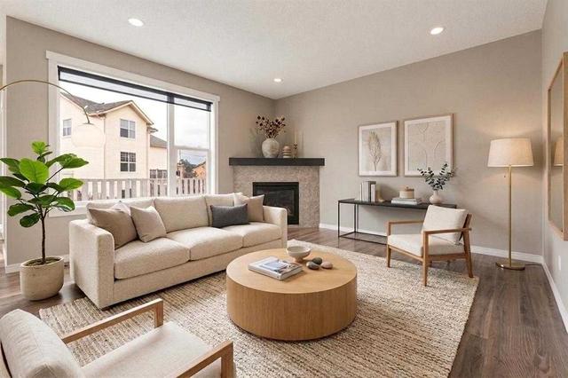327 Panamount Point NW Calgary, AB T3K 0H6