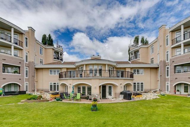 420-5201 Dalhousie Drive NW Calgary, AB T3A 5Y7