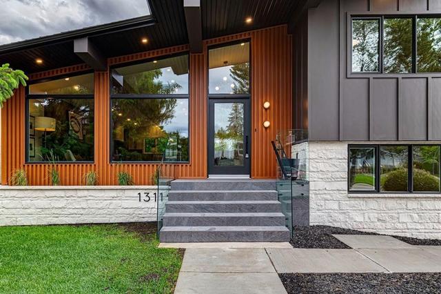 1311 Carlyle Road SW Calgary, AB T2V 2T9
