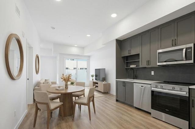 618-3107 Warren Street NW Calgary, AB T3B 6N7