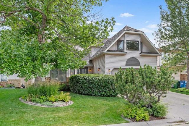 112 Hawkford Crescent NW Calgary, AB T3G 3G4