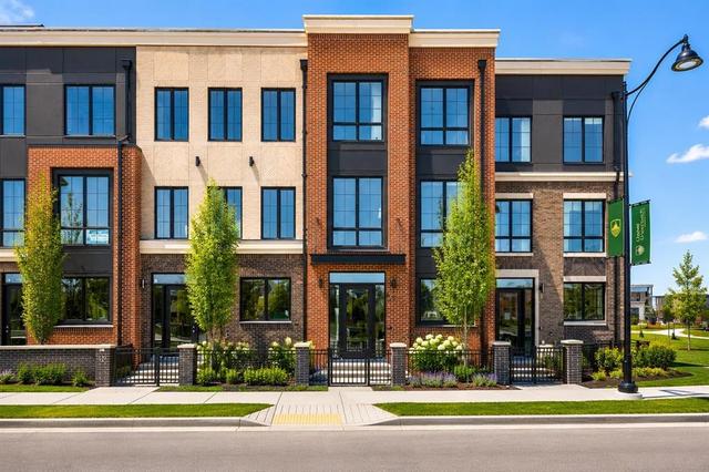 133 Greenwich Common NW Calgary, AB T3B 6P1