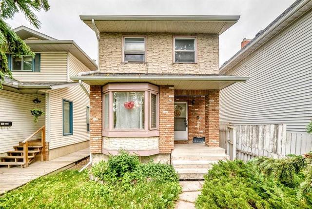 454 20 Avenue NW Calgary, AB T2M 1C4