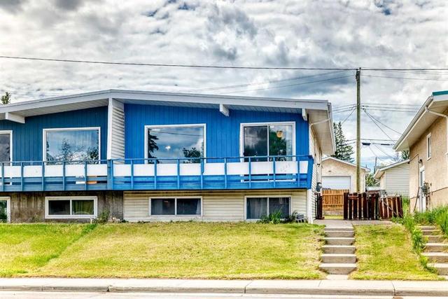 6329 Centre Street NW Calgary, AB T2K 0V3