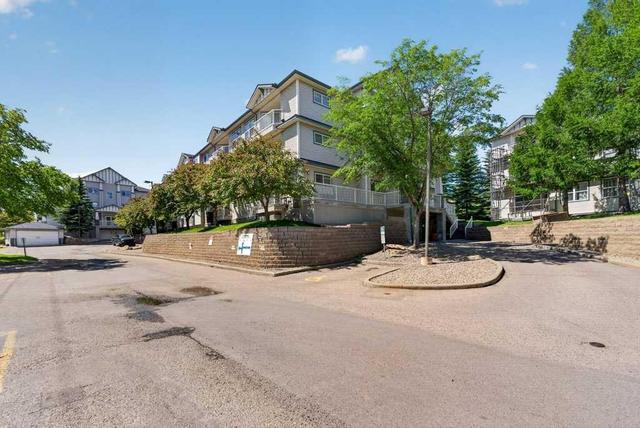 106-11 Somervale View SW Calgary, AB T2Y 4A9