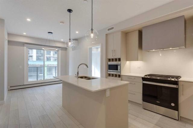 206-8370 Broadcast Avenue SW Calgary, AB T3H 6L3