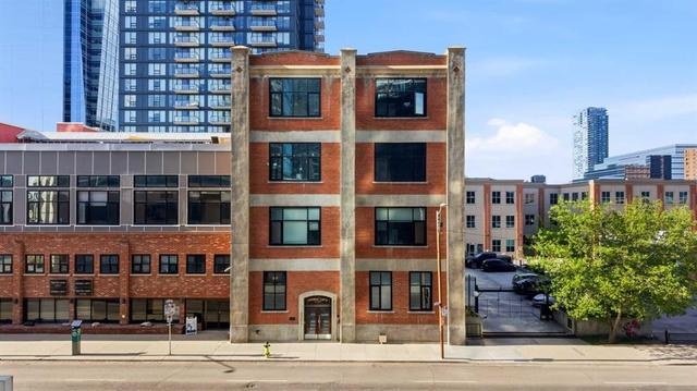 317-220 11 Avenue SE Calgary, AB T2G 0X8