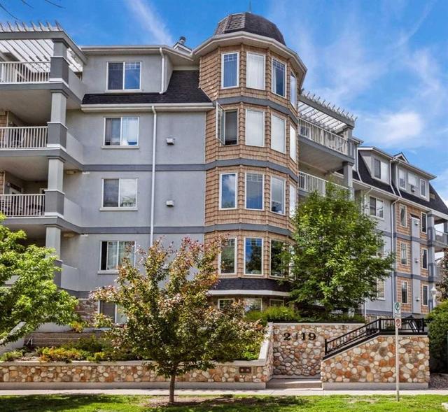 207-2419 Erlton Road SW Calgary, AB T2S 3B8