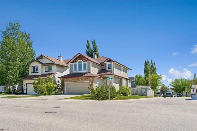 86 Tuscany Ravine Road NW Calgary, AB T3L 2R9