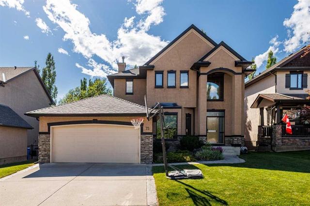 75 Discovery Ridge Mount SW Calgary, AB T3H 5G2