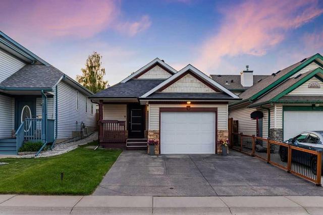 2016 Country Hills Circle NW Calgary, AB T3K 4Z2
