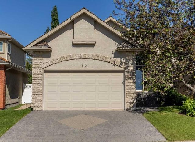 93 Coach Court SW Calgary, AB T3H 4P7