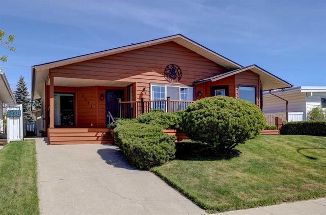 2328 Munro Drive NE Calgary, AB T2E 5Y9