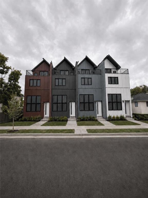 2020 12 Avenue SW Calgary, AB T3C 0S1