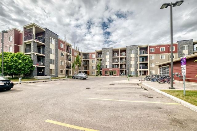 106-5 Saddlestone Way NE Calgary, AB T3J 0S2
