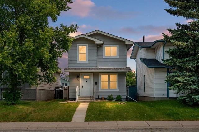 73 Sunvale Crescent SE Calgary, AB T2X 2R9