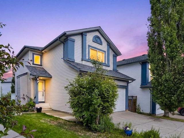 125 Coverton Circle NE Calgary, AB T3K 4R7