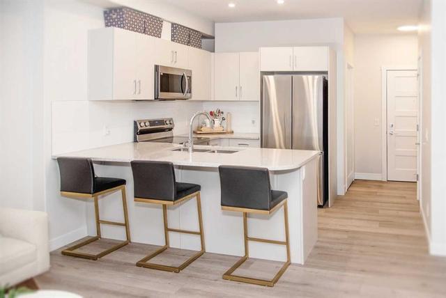 1416-81 Arbour Lake View NW Calgary, AB T3G 0H4