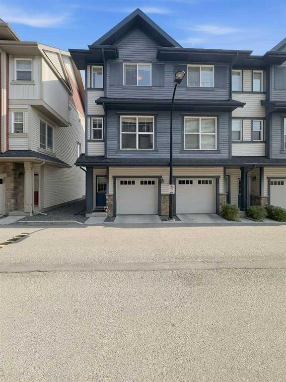 28 New Brighton Point SE Calgary, AB T2Z 1B8