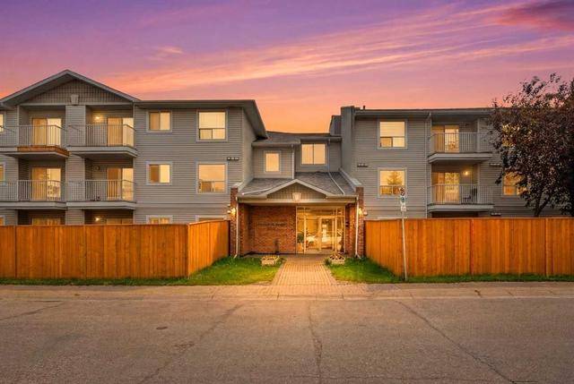 111-5555 Falsbridge Drive NE Calgary, AB T3J 3E8