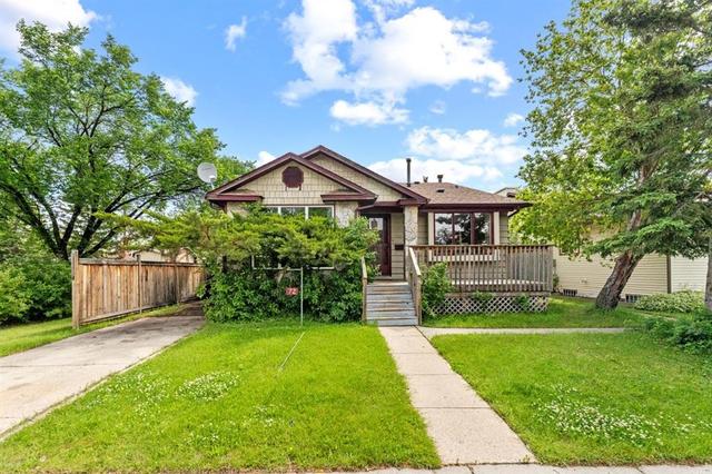 72 Templeson Way NE Calgary, AB T1Y 5P9
