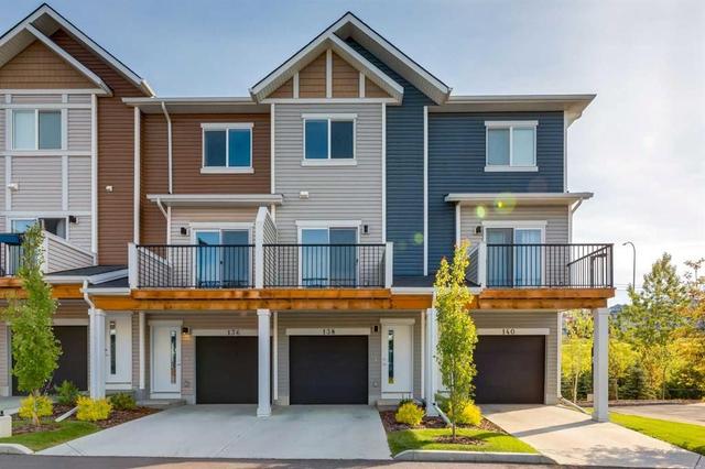 138 Tuscany Summit Square NW Calgary, AB T3L 0G1