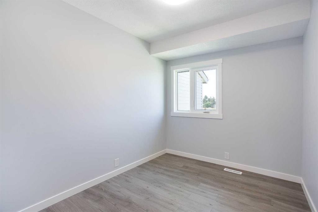 68 Abergale Way Ne, Calgary, AB - Indoor Photo Showing Other Room