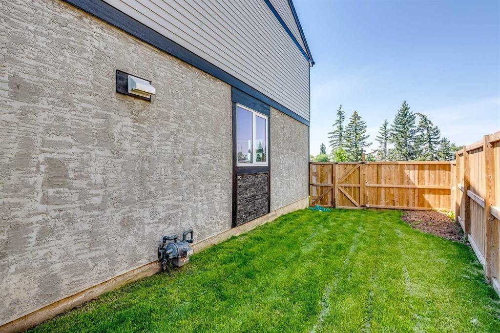 68 Abergale Way Ne, Calgary, AB - Outdoor