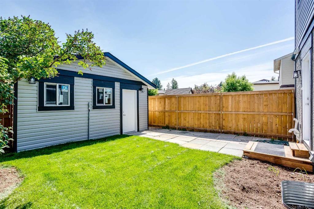 68 Abergale Way Ne, Calgary, AB - Outdoor
