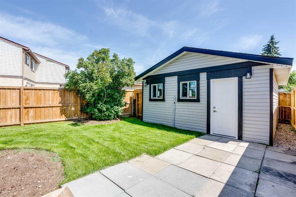 68 Abergale Way Ne, Calgary, AB - Outdoor