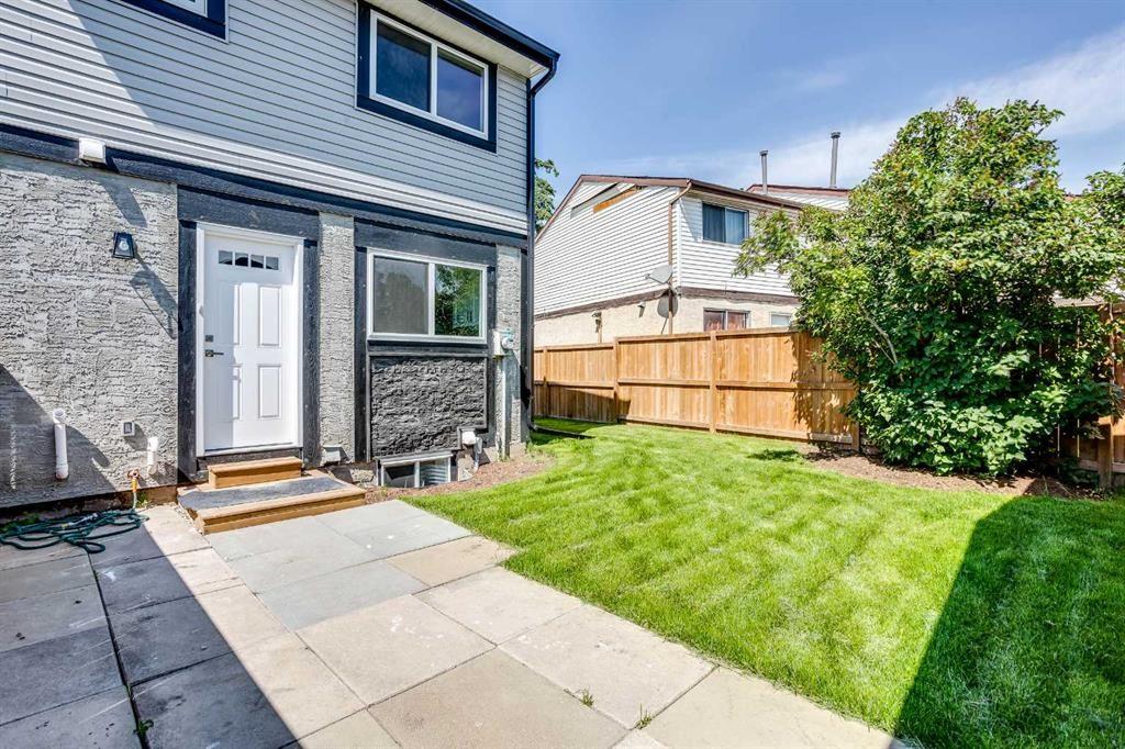 68 Abergale Way Ne, Calgary, AB - Outdoor