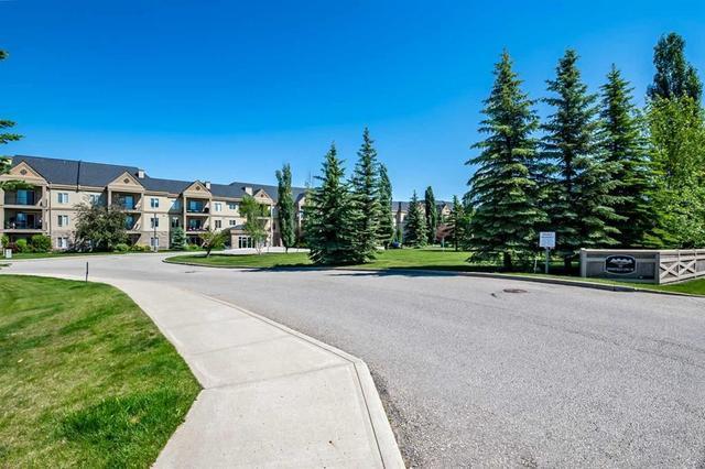333-52 Cranfield Link SE Calgary, AB T3M 0N9