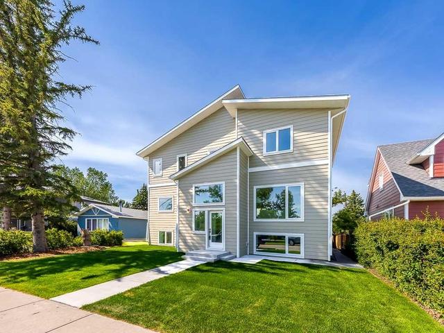 3520 Bulyea Crescent NW Calgary, AB T2L 1N7