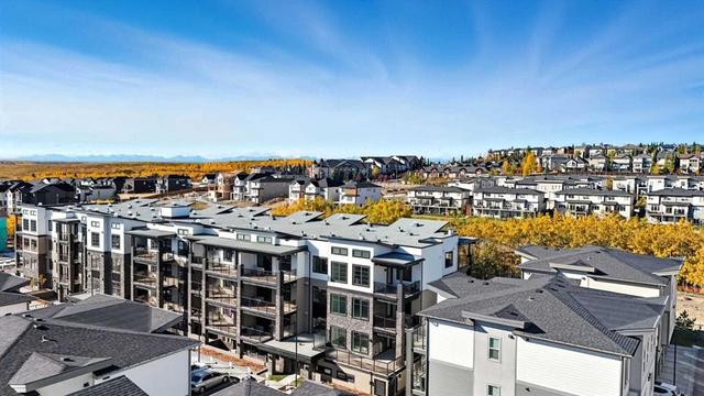 2417-2117 81 Street SW Calgary, AB T3H 6H5