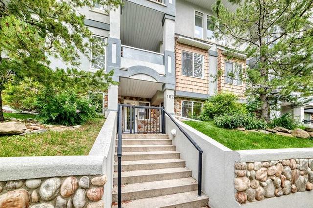 102-2422 Erlton Street SW Calgary, AB T2S 3B6