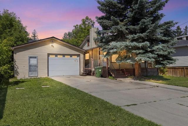 3819 1 Street NE Calgary, AB T2E 3E1