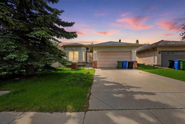 75 Arbour Ridge Way NW Calgary, AB T3G 3T1